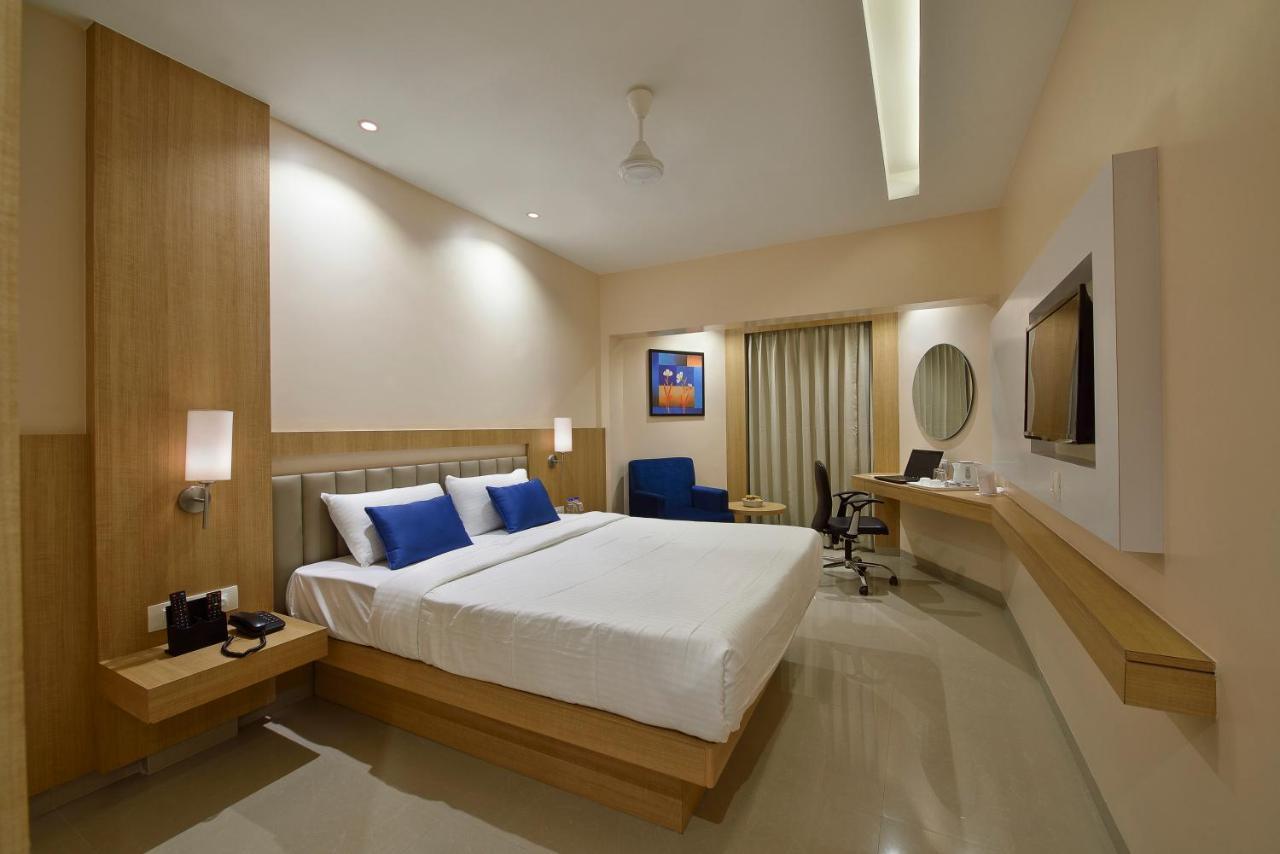 The Eastern Hotel Ankleshwar Ngoại thất bức ảnh